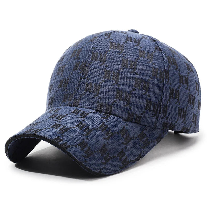 Elegant and Trendy White Baseball Cap: A Blend of Style and Versatility